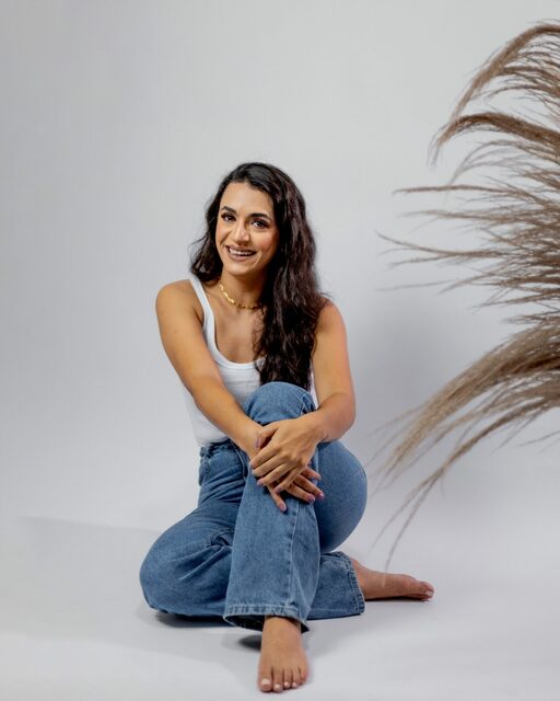 Fotografia Ensaio Pessoal, Lívia Lopes, em estúdio, Manhuaçu - MG