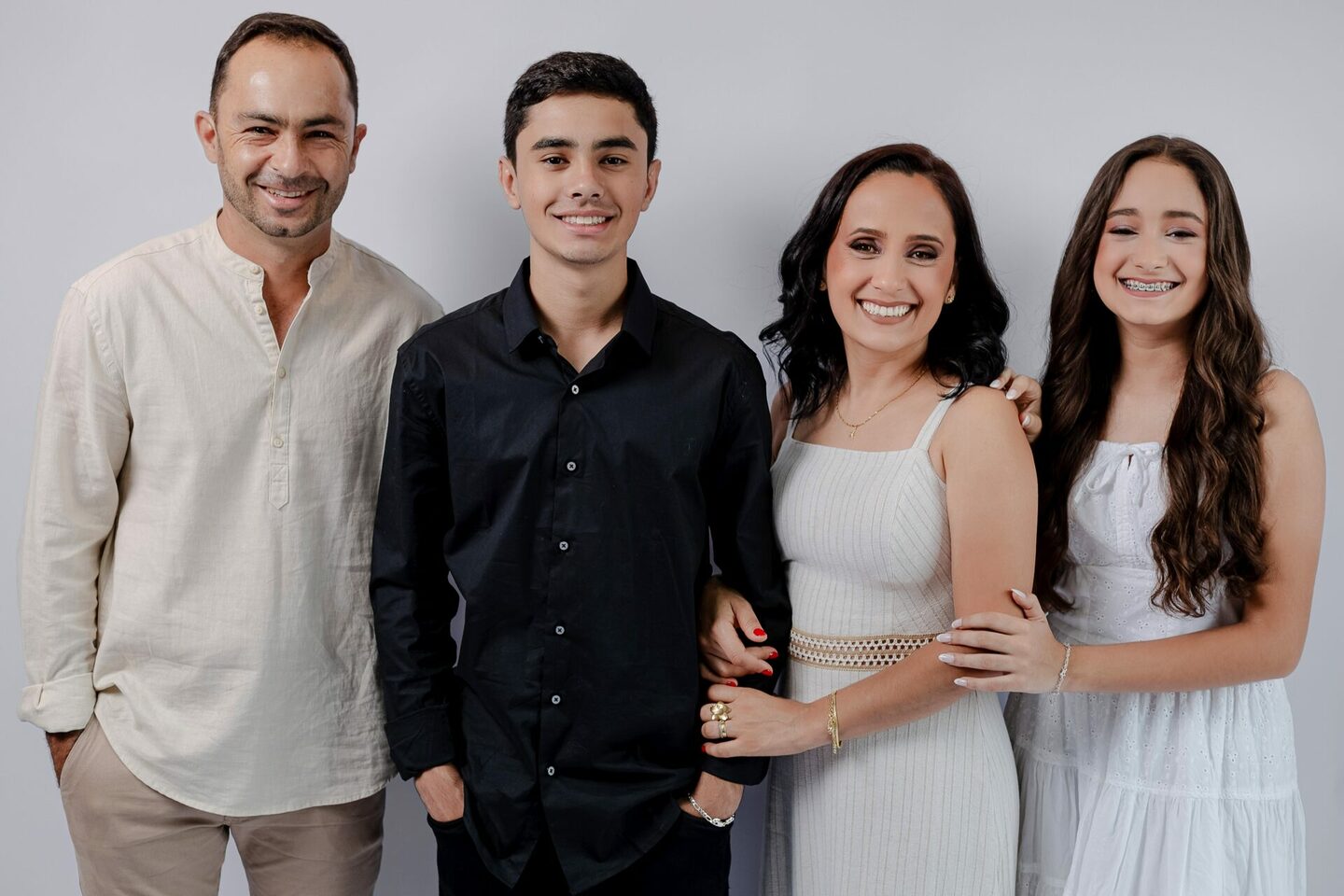 Fotografia de Família em Estúdio, Rodriene e Renato, Liliane Photos, Manhuaçu - Minas Gerais